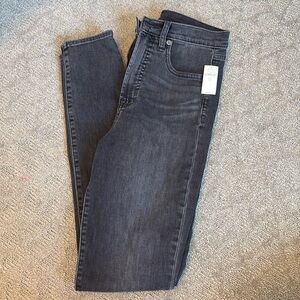 NWT Gap Women’s Sky High Rise True Skinny Jeans